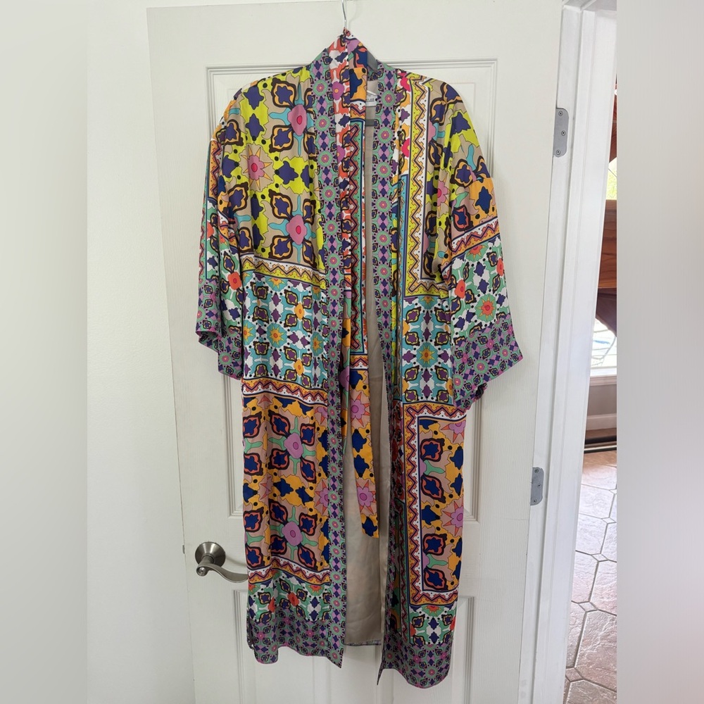 Zara funky silk robe